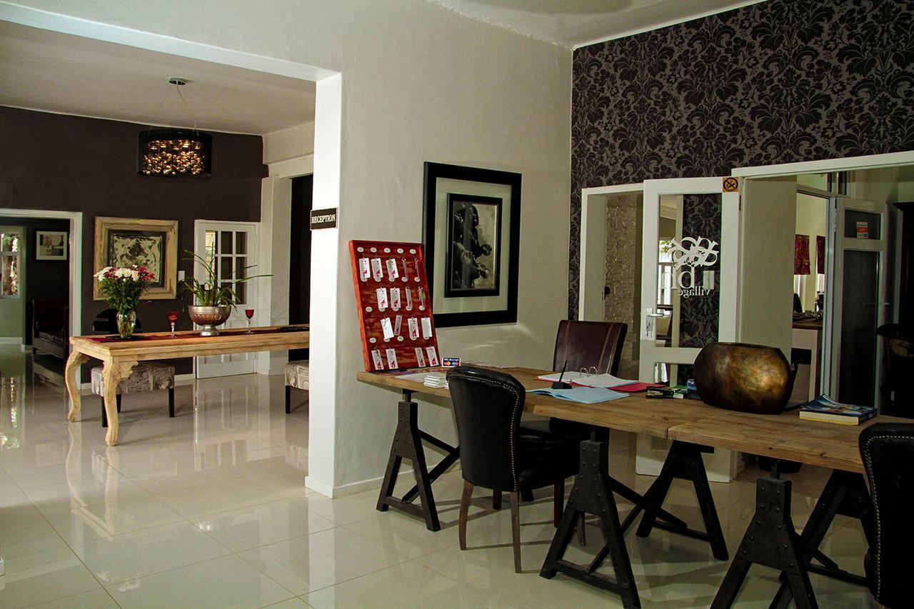Village Boutique Hotel Otjiwarongo Exterior foto