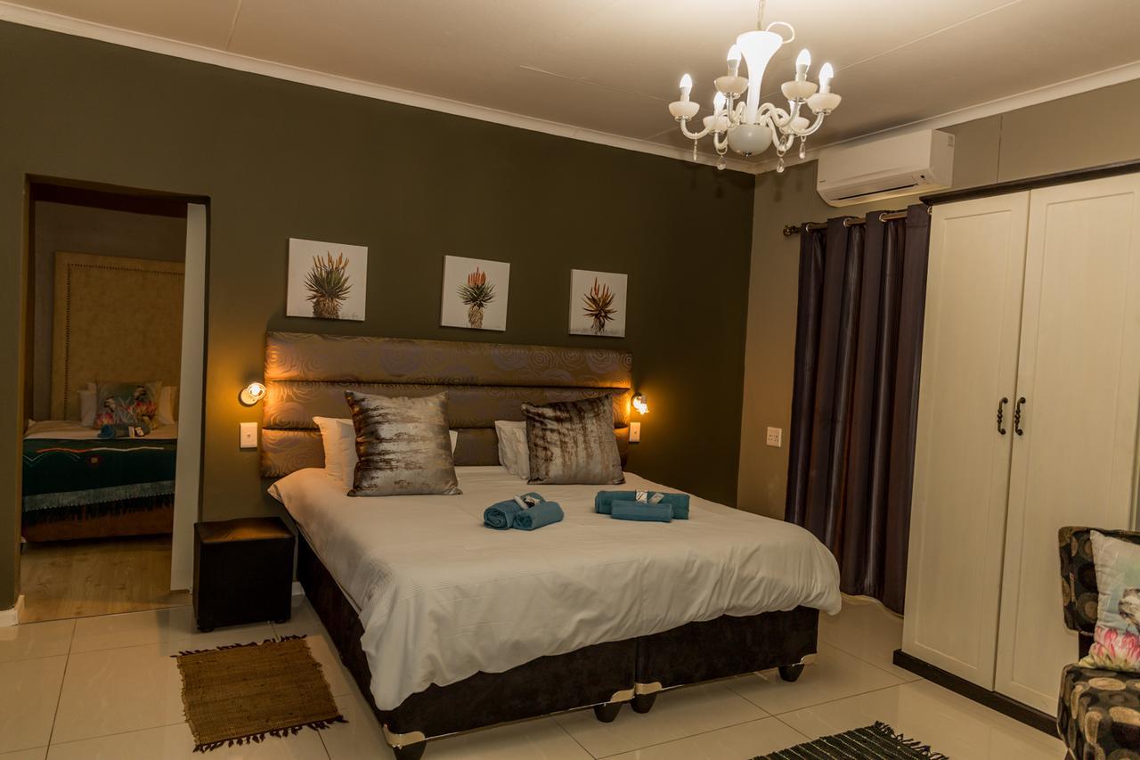 Village Boutique Hotel Otjiwarongo Exterior foto