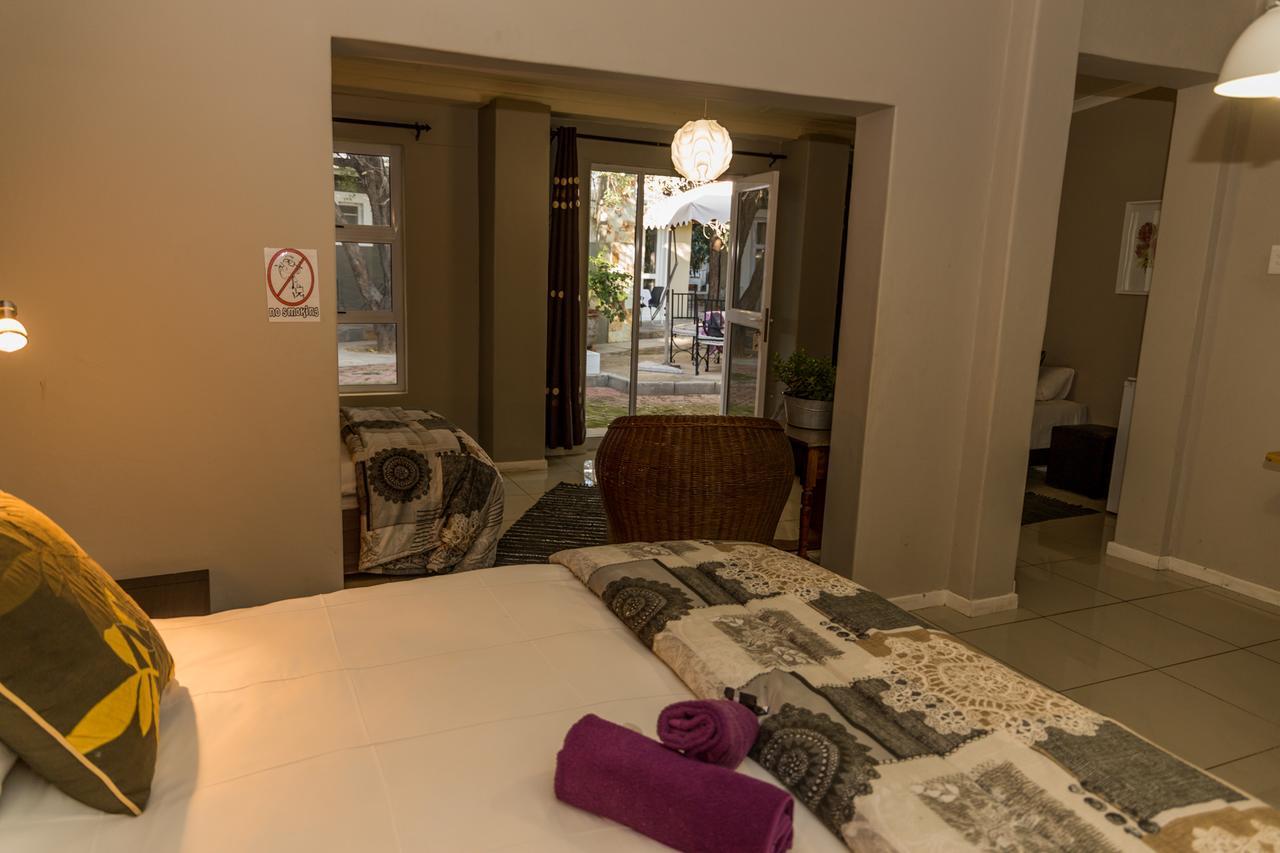 Village Boutique Hotel Otjiwarongo Exterior foto